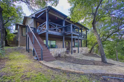 8550 Lakewood Dr, Brownwood, TX 76801