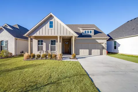 212 Observation Dr N, Aledo, TX 76008