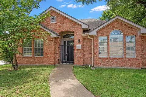 1118 Bagby Ave, Waco, TX 76706