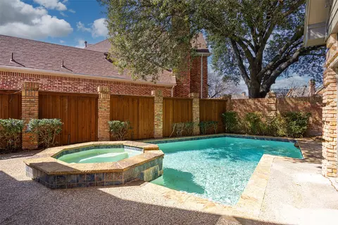 Exterior - 3300 Wolfe Ct, Plano, TX 75025 photo 2 of 3