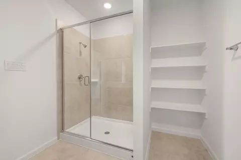 Bath - 123 Toftrees Dr, Cleburne, TX 76031 photo 1 of 4