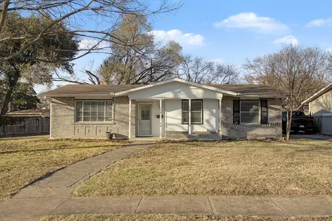726 Silverstone Dr, Richardson, TX 75080