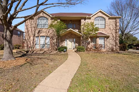 1501 Mountain Laurel Ln, Desoto, TX 75115