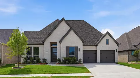 6909 Lanner Ln, Fort Worth, TX 76179