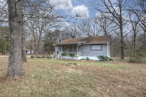 290 Rs County Road 4254, Point, TX 75472
