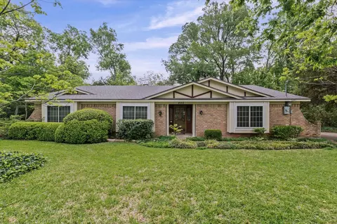 805 Evelyn Dr, Lorena, TX 76655