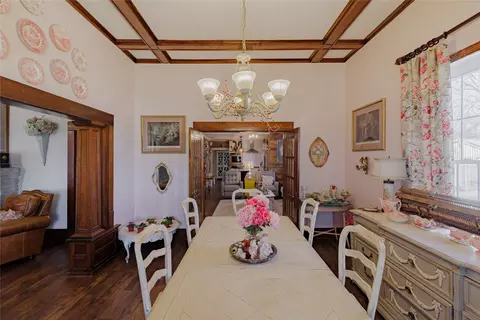 403 W Franklin St, Alvord, TX 76225