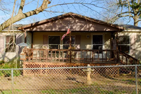 336 Heddingham Dr, Gordonville, TX 76245