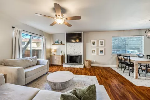 2604 Custer Pkwy #B, Richardson, TX 75080