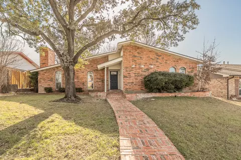 3405 Brook Ln, Grand Prairie, TX 75052