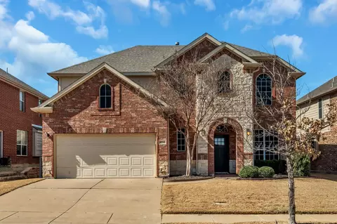 9733 Delmonico Dr, Fort Worth, TX 76177