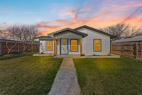 108 E 9th St, Valley Mills, TX 76689