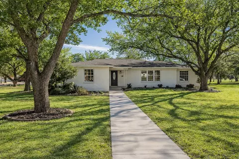 5824 Briarcliff Rd, Haltom City, TX 76117