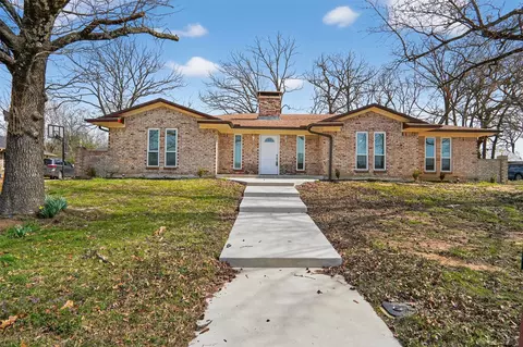 835 38th St SE, Paris, TX 75462