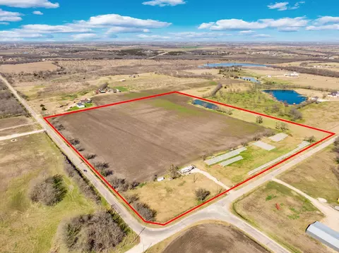 1920 Moseley Rd, Ennis, TX 75119