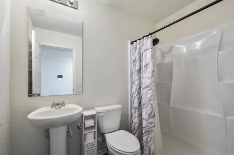 Bath - 1233 Trace Dr, Aubrey, TX 76227 photo 1 of 2