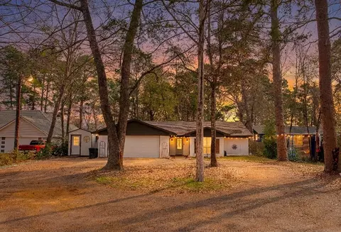 1339 Bridle Path Ln, Hideaway, TX 75771