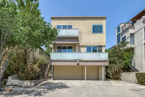 2509 Welborn St #B, Dallas, TX 75219