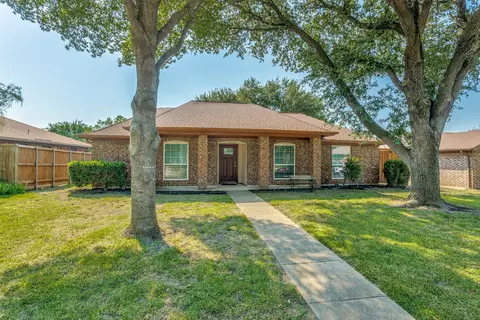 1016 Ledgemont Dr, Plano, TX 75025