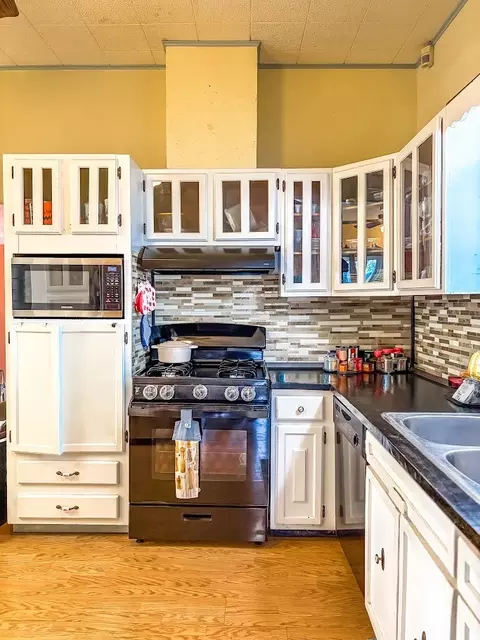200 S 3rd St, Wortham, TX 76693