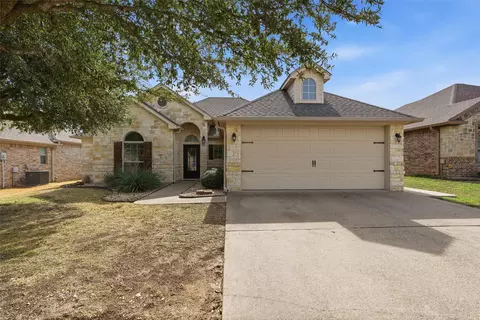 9912 Houston Dr, Waco, TX 76712