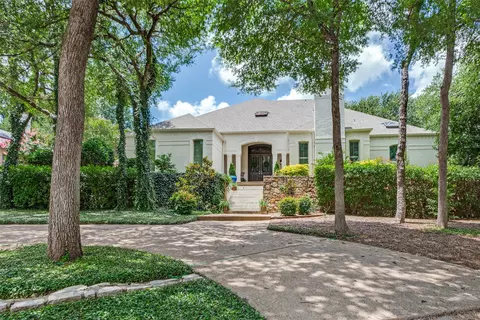 3720 Briarhaven Rd, Fort Worth, TX 76109