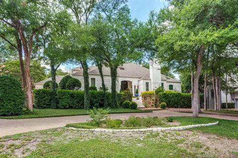3720 Briarhaven Rd, Fort Worth, TX 76109