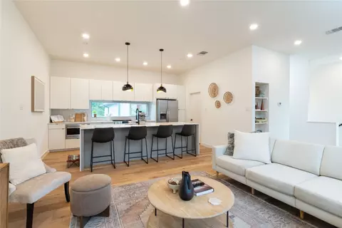 2118 N Carroll Ave #103, Dallas, TX 75204
