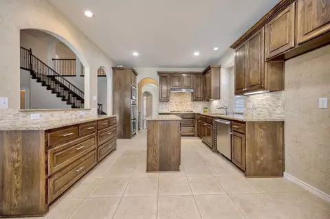 Kitchen - 2805 Stackhouse St, Keller, TX 76244 photo 4 of 5