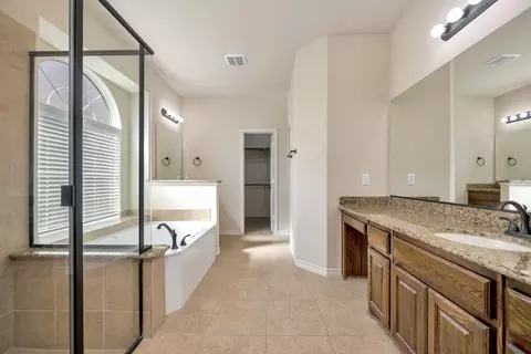 Bath - 2805 Stackhouse St, Keller, TX 76244 photo 1 of 3