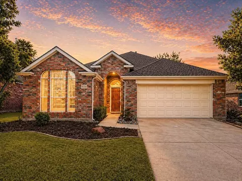 1036 Wagon Trail Dr, Little Elm, TX 75068