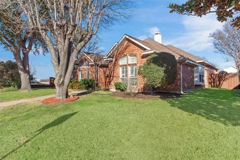 3308 N Spring Dr, Richardson, TX 75082