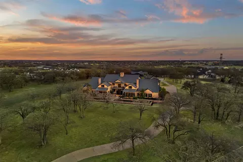 1096 Roadrunner Rd, Bartonville, TX 76226