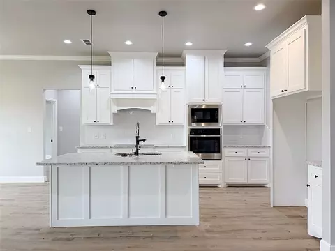 7018 Breezeway Dr, Abilene, TX 79606 photo 7
