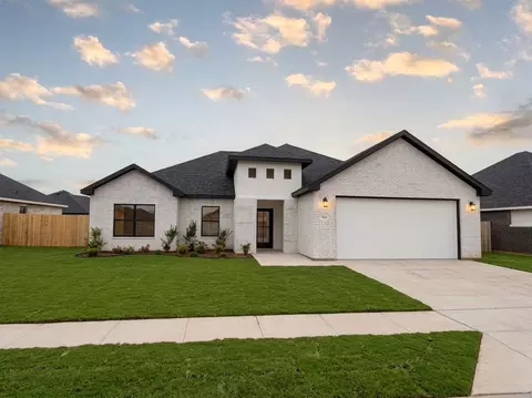 7018 Breezeway Dr, Abilene, TX 79606 photo 2