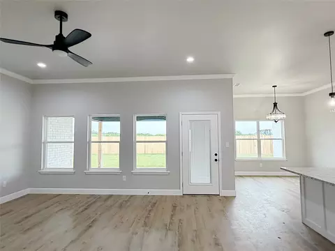 7018 Breezeway Dr, Abilene, TX 79606 photo 5