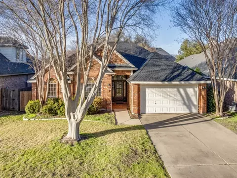 6708 Briarwood Dr, Fort Worth, TX 76132