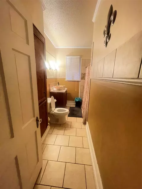 Bath - 204 E And West St, Minden, LA 71055 photo 2 of 2