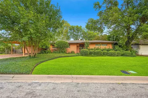 3712 Scranton Dr, Richland Hills, TX 76118