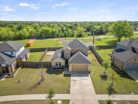 140 Egret Cir, East Tawakoni, TX 75472