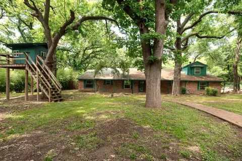 5731 Mona Ln, Dallas, TX 75236
