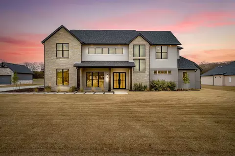 456 Acorn Trl, Granbury, TX 76049