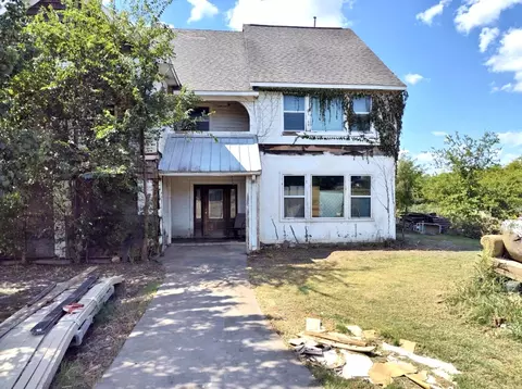 5077 E Line Rd, Whitewright, TX 75491