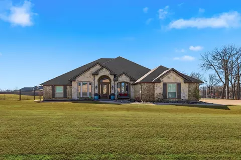 7100 Granville Dr, Mansfield, TX 76063