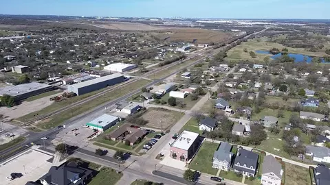 205 E 5th St, Ferris, TX 75125 photo 9