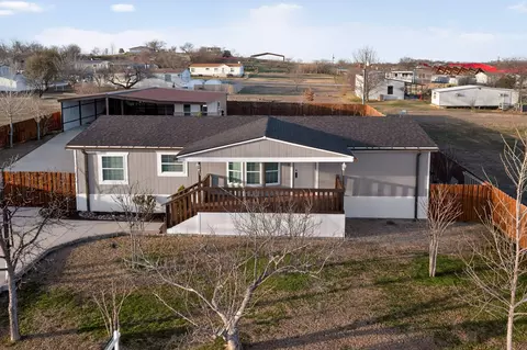 819 Hoss Rd, Sanger, TX 76266
