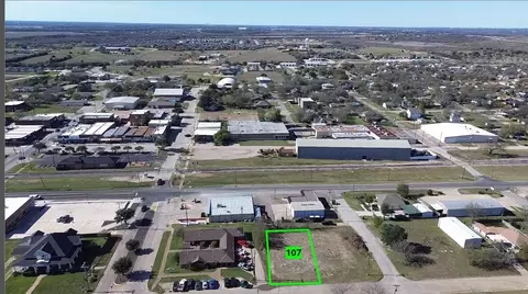 107 N Baker St, Ferris, TX 75125