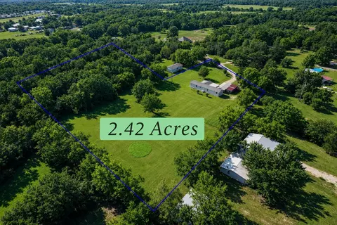 400 Avenue D, Point, TX 75472