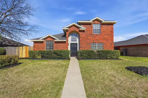 736 Trees Dr, Cedar Hill, TX 75104