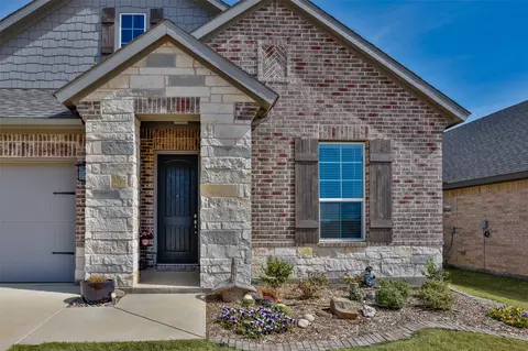 622 Juneau St, Gainesville, TX 76240